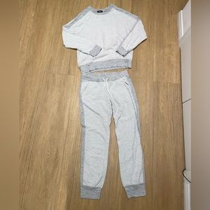 Monrow gray sweatshirt and sweatpants size small
